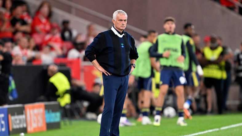 Fenerbahçe'de Jose Mourinho dönemi 15 ay sürdü
