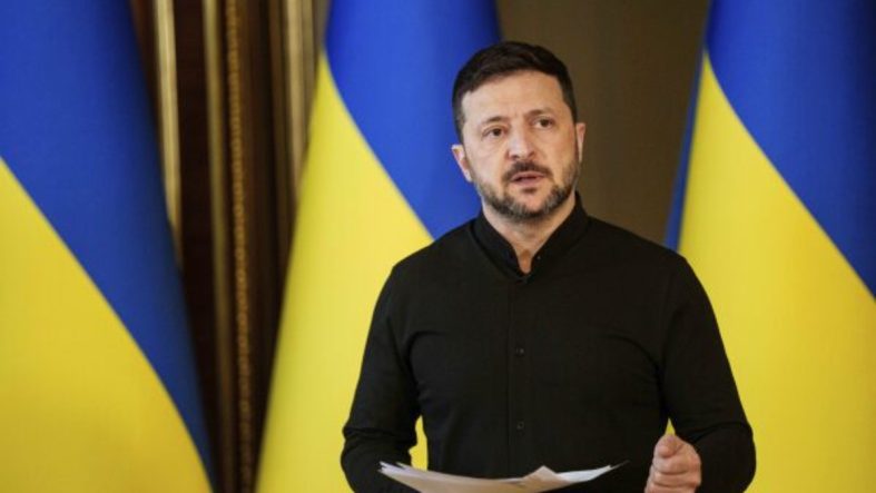 Zelensky: Barış görüşmeleri Rusya ve Belarus dışında her yerde olabilir