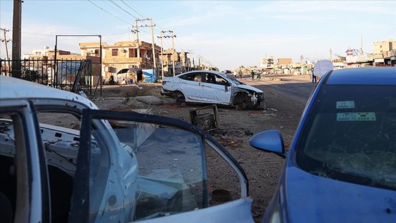 Faşir'de binlerce kişi öldürüldü