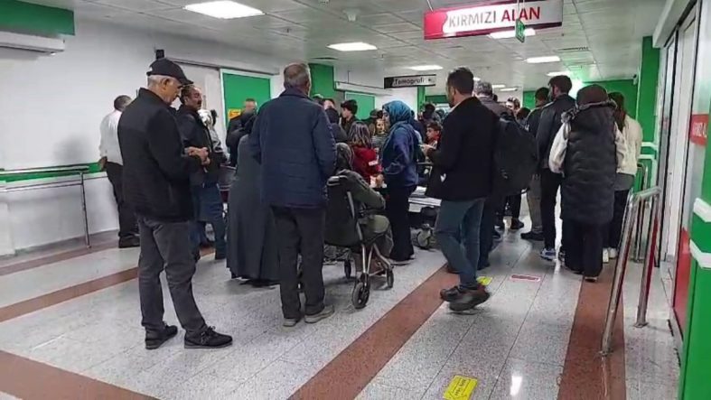 Erzurum'da izdihamda 23 öğrenci yaralandı