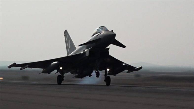 Romanya, Ukrayna sınırına savaş uçakları gönderdi